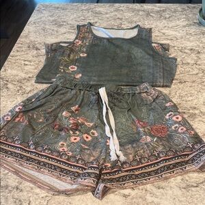 Shein Floral Sleeveless Top and Shorts Set